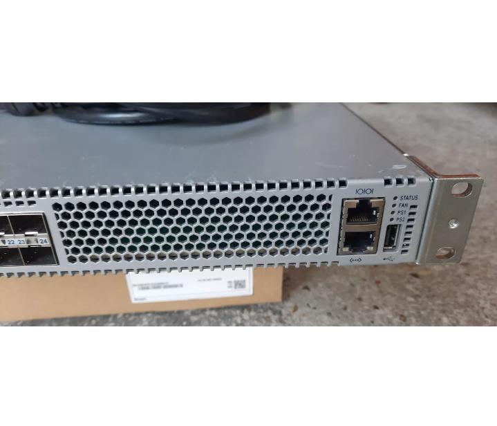 DCS-7150S-24