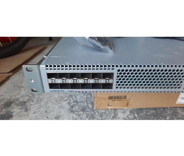 DCS-7150S-24