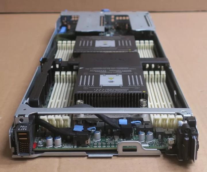 8-Core C6525 8GHz 512GB