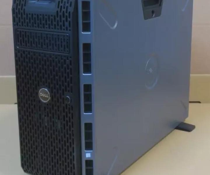 Quad-Core E3-1270V6 8-Bay T330 32GB
