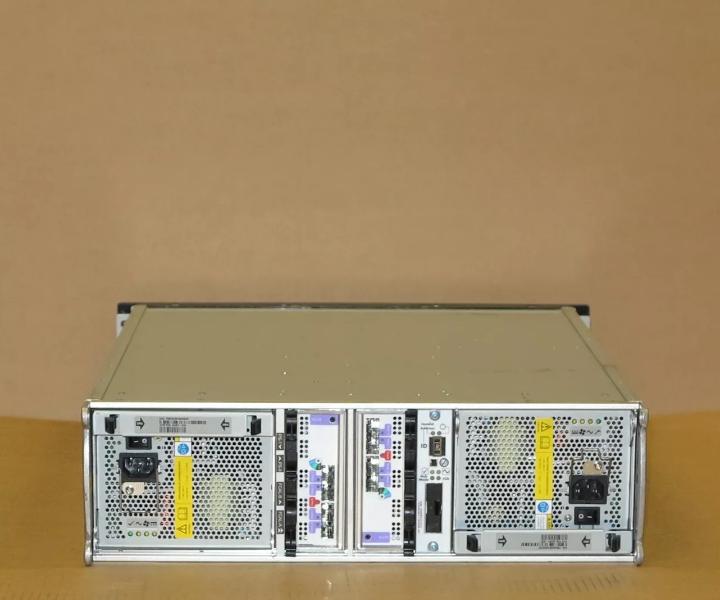 16-Bay F-Class 3PAR 300Gb