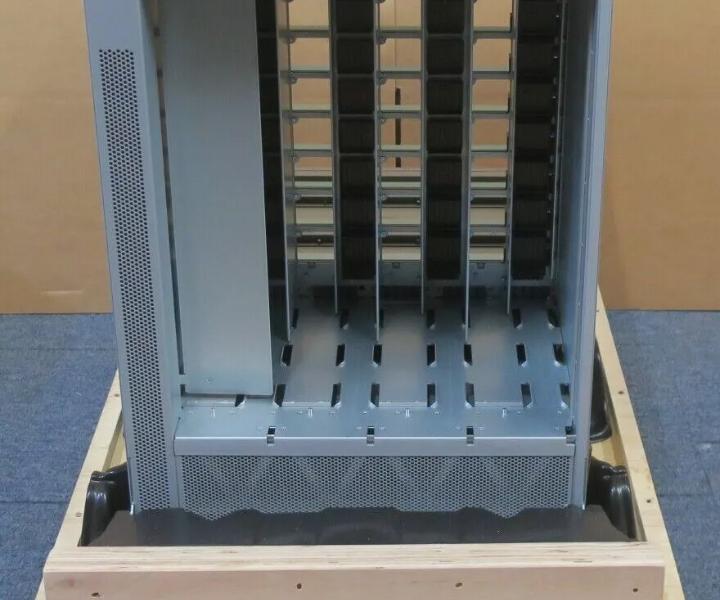 DCS-7308 8-Slot PWR-3KT-AC-RED