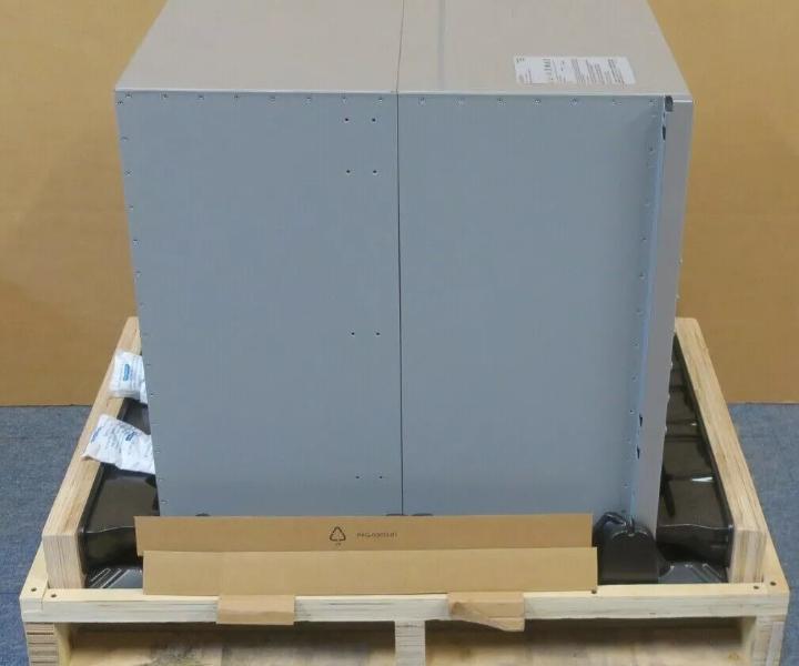 DCS-7308 8-Slot PWR-3KT-AC-RED