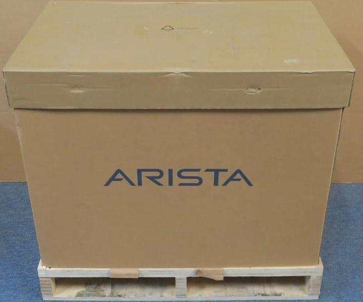 DCS-7308 8-Slot PWR-3KT-AC-RED