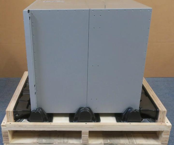 DCS-7308 8-Slot EM-7300X-32Q-LC EM-7300-SUP