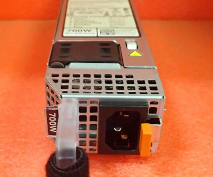 Hot-Plug 80-Plus 16th 700W 3D09N