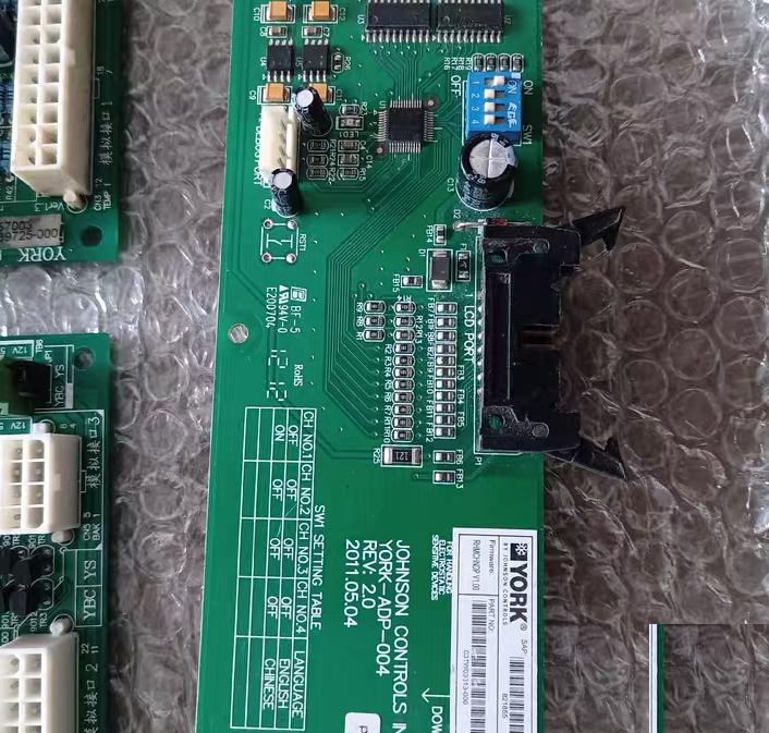 024W33790-025W39725-000025W00088-00031W03313-000