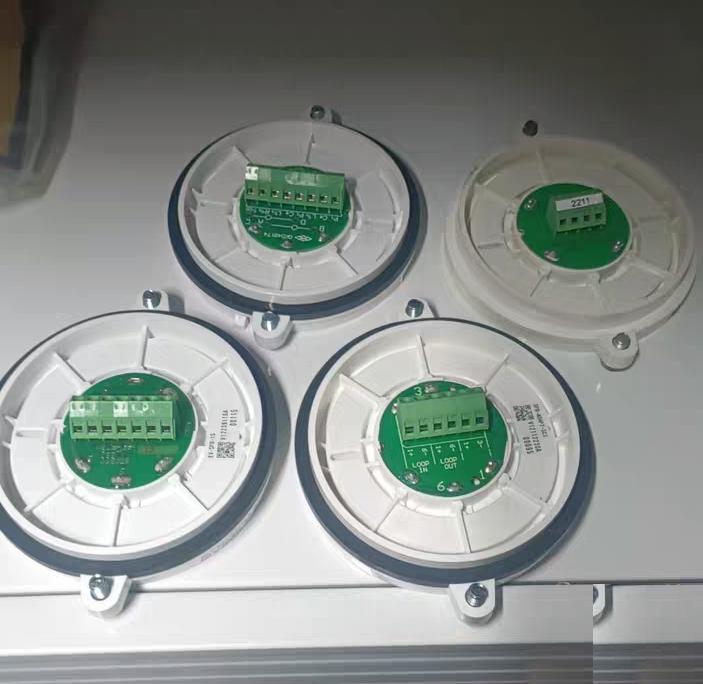 0 CONSILIUM SPB-ADAPT-SCI PCB IP55 22-30VDC CONSILIUM SPB-ADAPT-SCI PCB IP55 22-30VDC