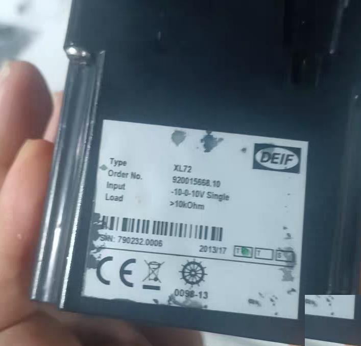 0 DEIF XL72 -10-0-10V PORT STBD DEIF XL72 -10-0-10V PORT STBD