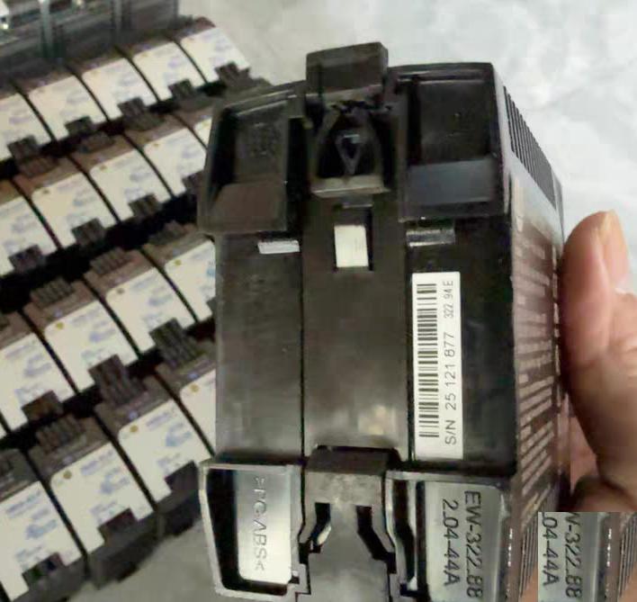 1606-XLP25AAB 100-240V 100-300V 5V 5-4 5A 99
