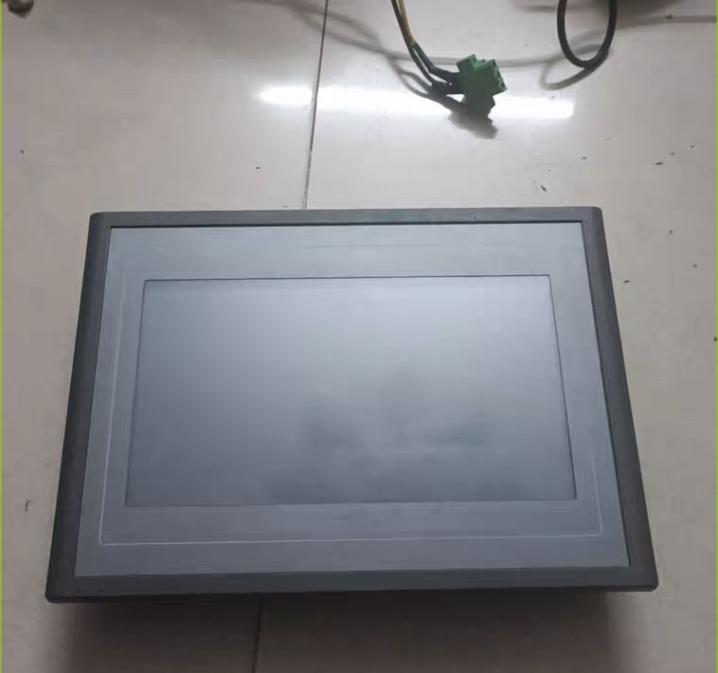 17 MCGS TPC7062KD MCGS TPC7062KD