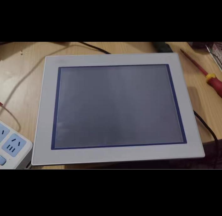 19XR PIC5 S0D7 D410VTPZ51 Sala-Burgess 640x480 USB RS485 24VDC