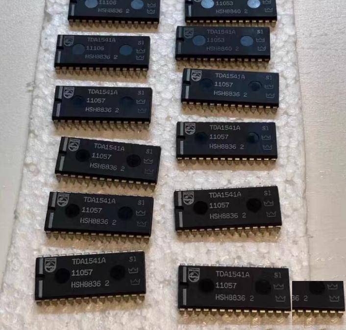 1 - TDA1541A S1 16 DAC