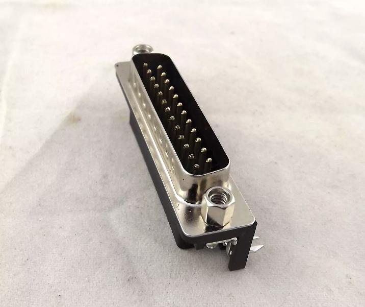 D-SUB DB25