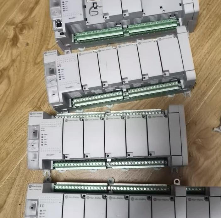 2080-LC50-48QBB2080-LC50-48AWB2080-LC50-48QVB