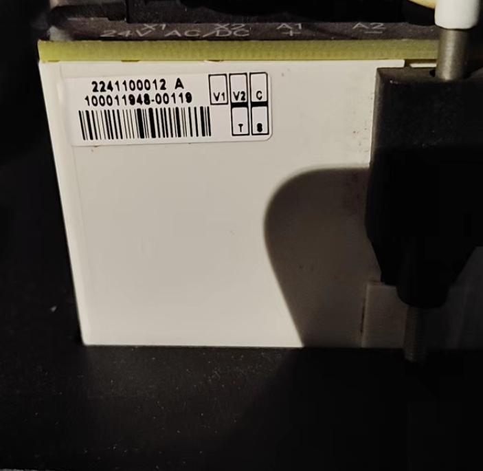 2241100012A