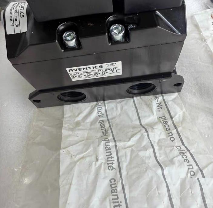 30Bar R404061165 24ｖ 10W 8