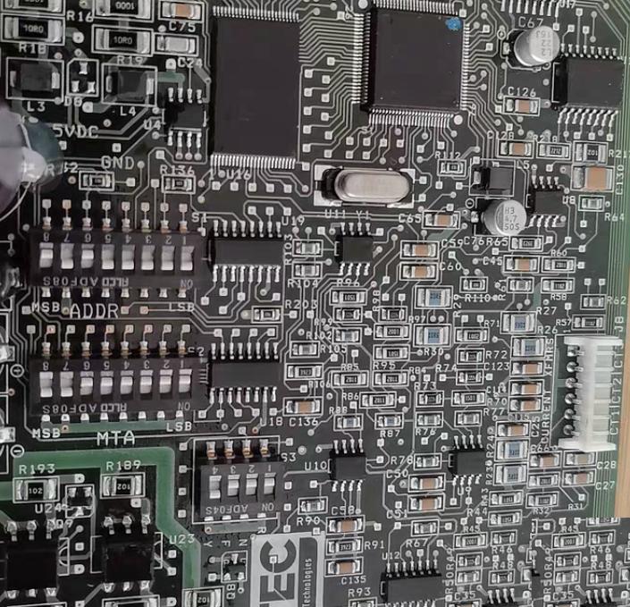 30HXC 32GB500402EECEBD430416-14-RACEPL130416-03-R99