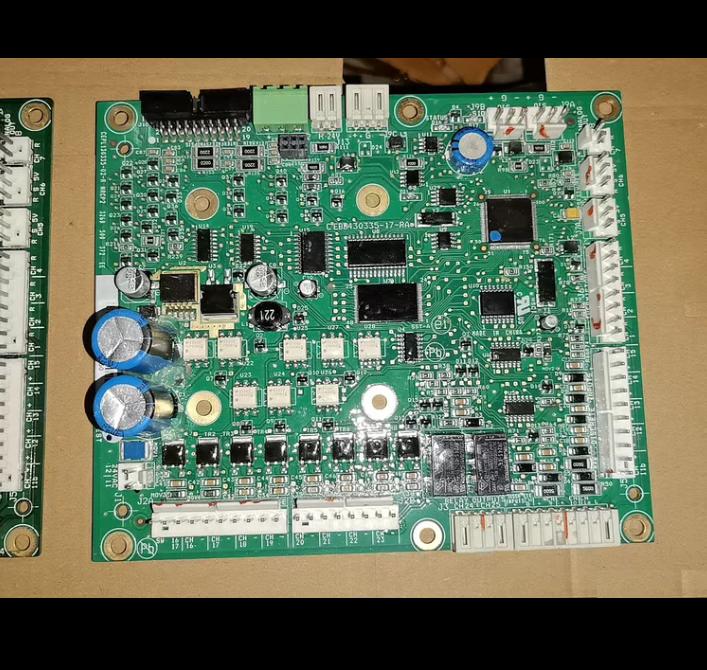 30RB RH CEPL130335-02CEBD430335-16-RB32GB500372EE NGA