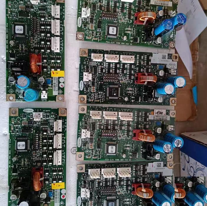 30XA XQ XW 32GB500422EE CEPL130415-016 3