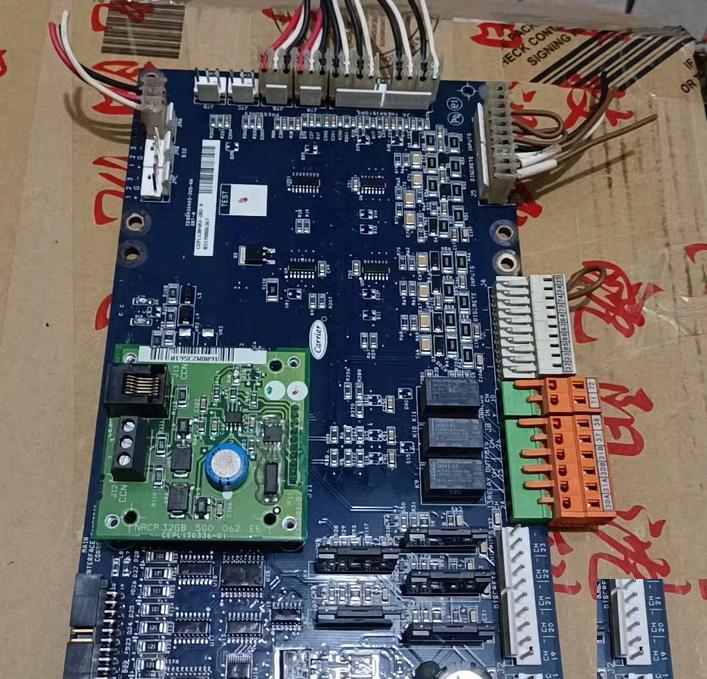 32GB500182EE30HXY110