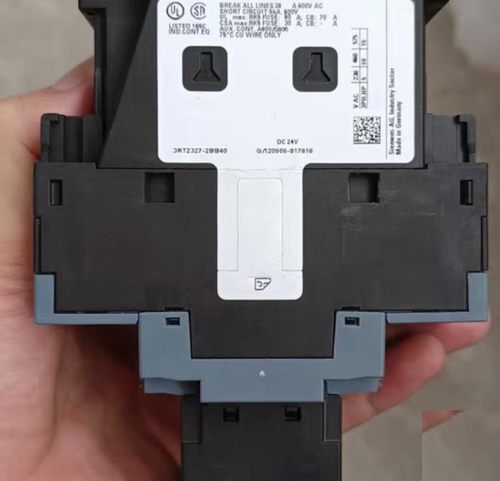 3RT2327-2BB40 Dc24Ⅴ 3RH2911-2FC22 6 260