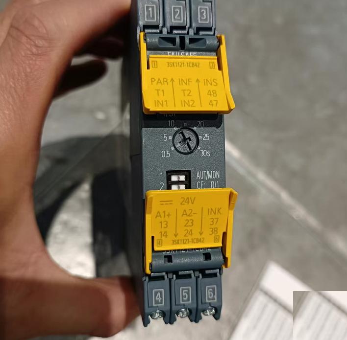 3sk1121-1cb42 21 2 1300