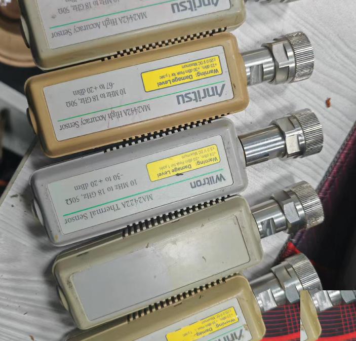 5 anritsu MA2472A MA2422A