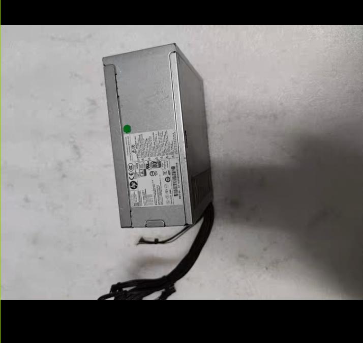 800 880 Z1 Z2 G3 G4 G5 G6 700Ｗ   D19-700P1A L80662-002         8Pin