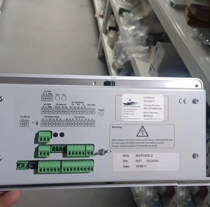 80 KONGSBERG GCP4000-2 LCD KONGSBERG GCP4000-2 LCD MCP4000-2 0021 2018 8
