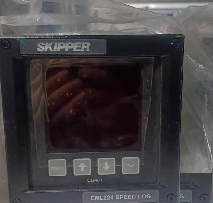 84 SKIPPER CD401 EML224 SPEED LOG LCD SKIPPER CD401 EML224 SPEED LOG LCD 20-32VDC