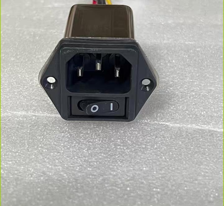 93           SCHAFFNER  FN9263-3-06    250V 3A                                                                                                       SCHAFFNER  FN9263-3-06    250V 3A
