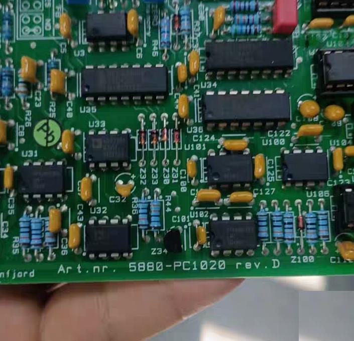 93 ZETTLER 5880-PC1020 rev D PCB ZETTLER 5880-PC1020 rev D PCB