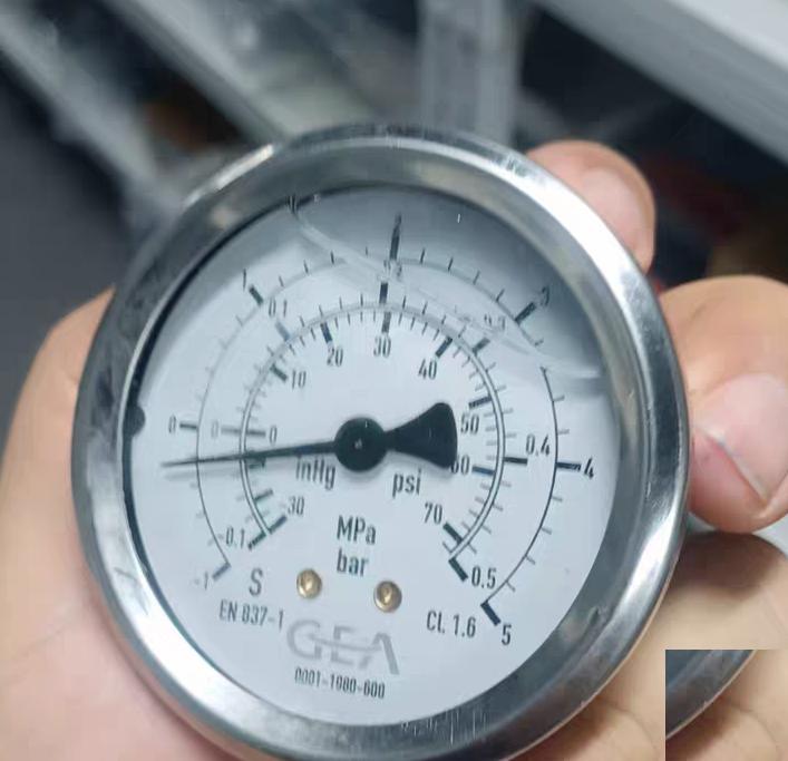 96 GEA EN837-1 0-5MPa inHg psi EN837-1 GEA EN837-1 0-5MPa inHg psi EN837-1
