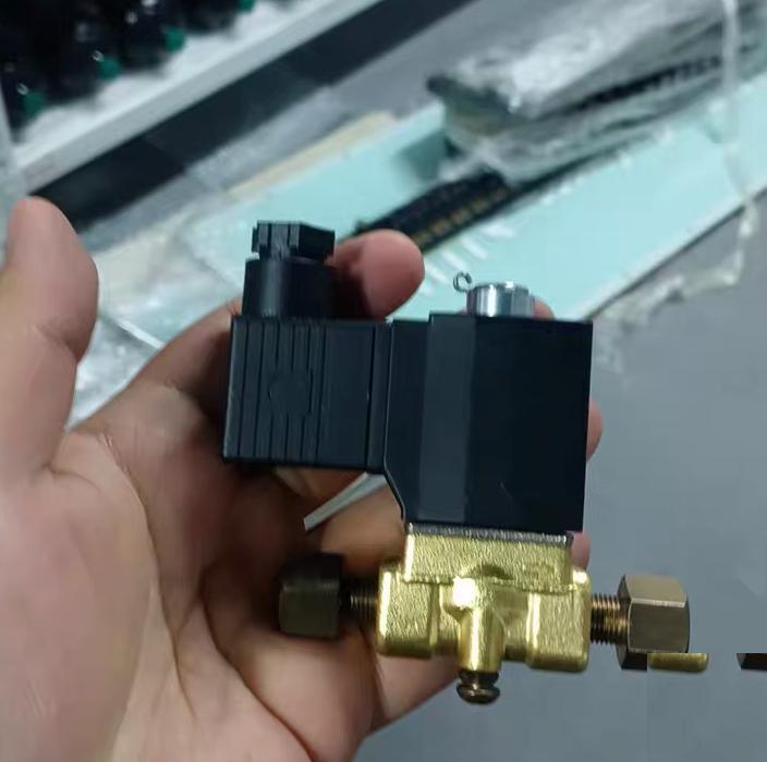 98 AIRTAC 25-I-M 2 2 Way AC220V 10VA -10 145℃ AIRTAC 25-I-M 2 2 Way AC220V 10VA -10 145℃
