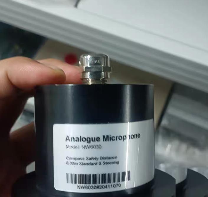 98 Analogue Microphone NW6030 NW6030 98 Analogue Microphone NW6030 NW6030
