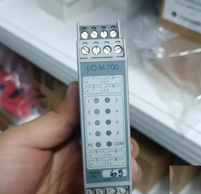 98 CONSILIUM I O M700 6100076-03A CONSILIUM I O M700 6100076-03A 65