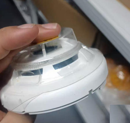 98 Salwico EV-PH 040030 20-38V DC 2mA -25 C 70 C Salwico EV-PH 040030 20-38V DC 2mA -25 C 70 C IP42 EN54-5 2000 Class A1R 130g