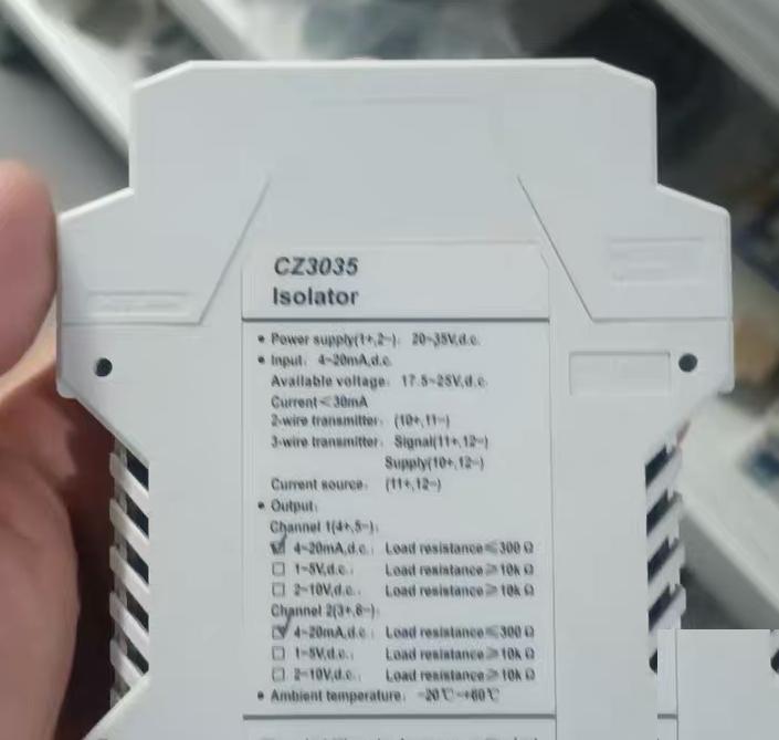 99 CZ3035 4-20mA 4-20mA 17 5-25V PWR CZ3035 4-20mA 4-20mA 17 5-25V PWR