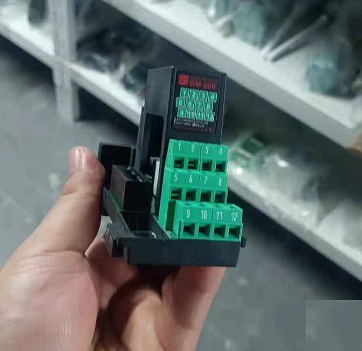 99 EMERSON PD625 NO 132 EMERSON PD625 NO 132 LCD 12