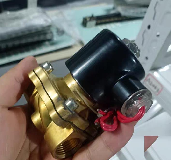 99 YONGCHUANG 2W-160-15 AC220V -5℃ 80℃ 0 10kg cm² YONGCHUANG 2W-160-15 AC220V -5℃ 80℃ 0 10kg cm²
