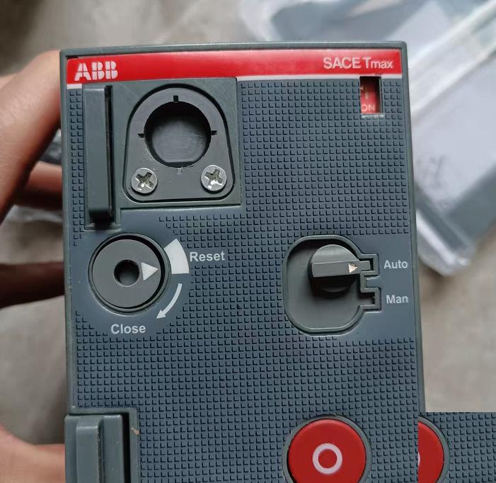 ABB 1SDA066461R1 XT1 T3 380-440V 4 600