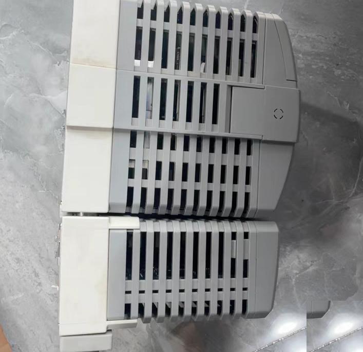 ABB AC800M CI853K01 3BSE018103R2PM851AK01 3BSE066485R2 PLC