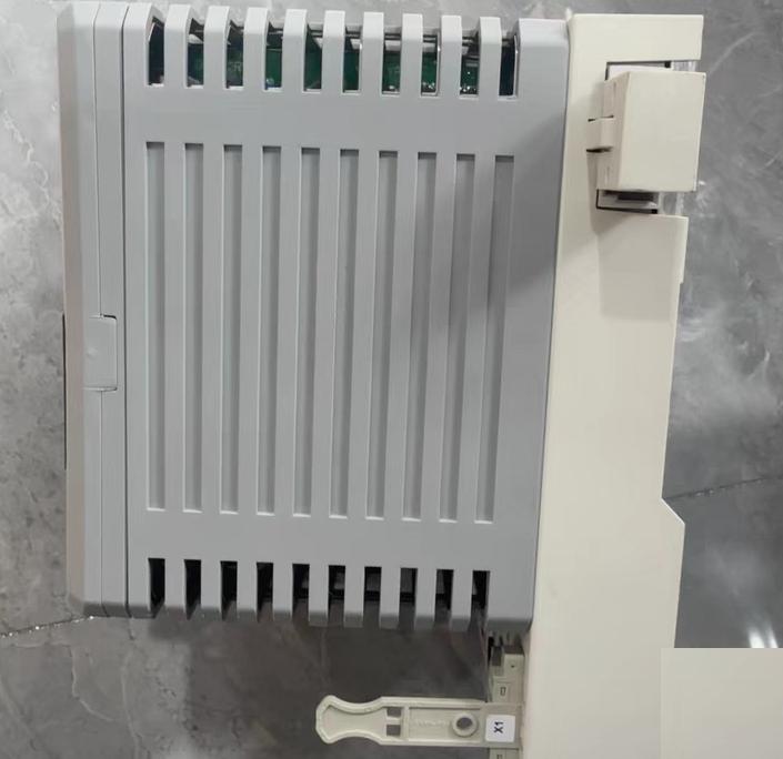 ABB AC800M CI853K01 3BSE018103R2PM851AK01 3BSE066485R2 PLC