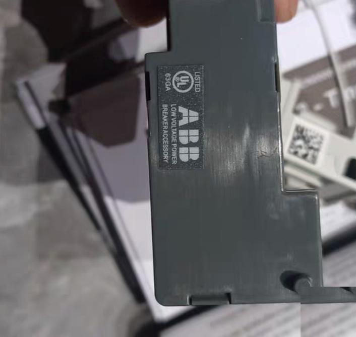 ABB ACB 1SDA074151R1 Ekip Com Modbus TCP E1 2 E6 2 800 G8-4