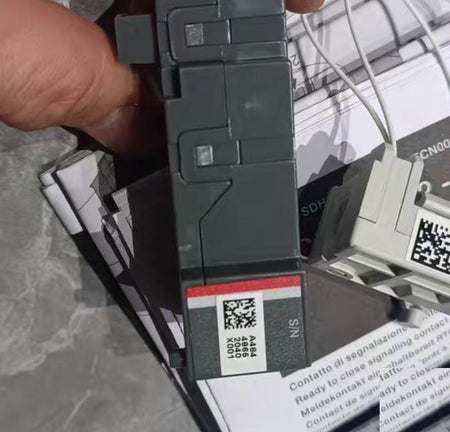 ABB ACB 1SDA074151R1 Ekip Com Modbus TCP E1 2 E6 2 800 G8-4