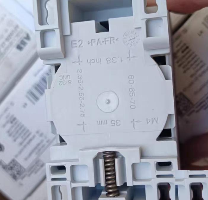 ABB AF09ZB-22-00RT-22 48-130V 50 60HZ DC 120 C