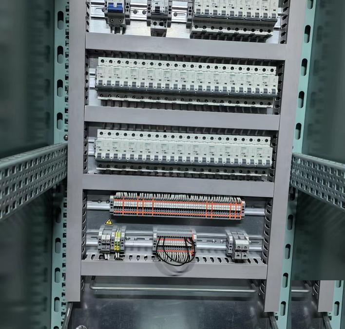 ABB UPS1920-2A B DC24V 176-264VAC 70A
