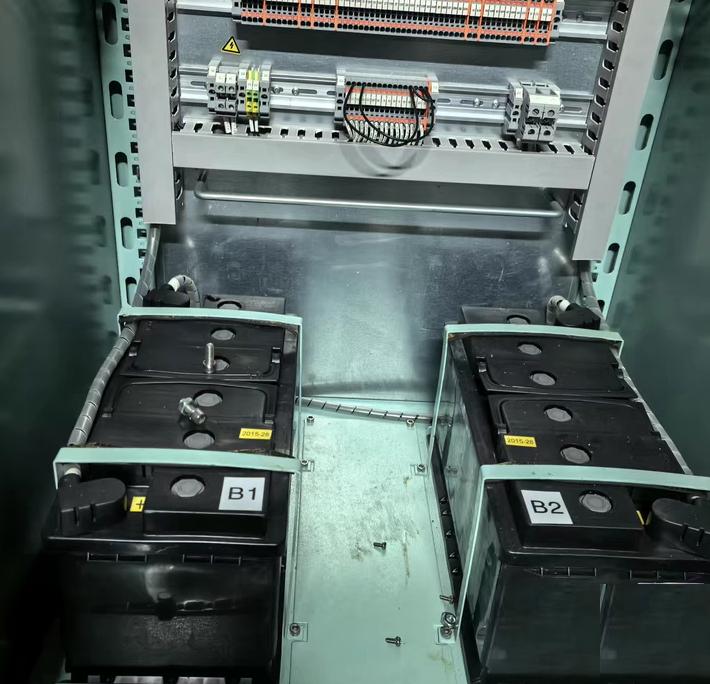 ABB UPS1920-2A B DC24V 176-264VAC 70A