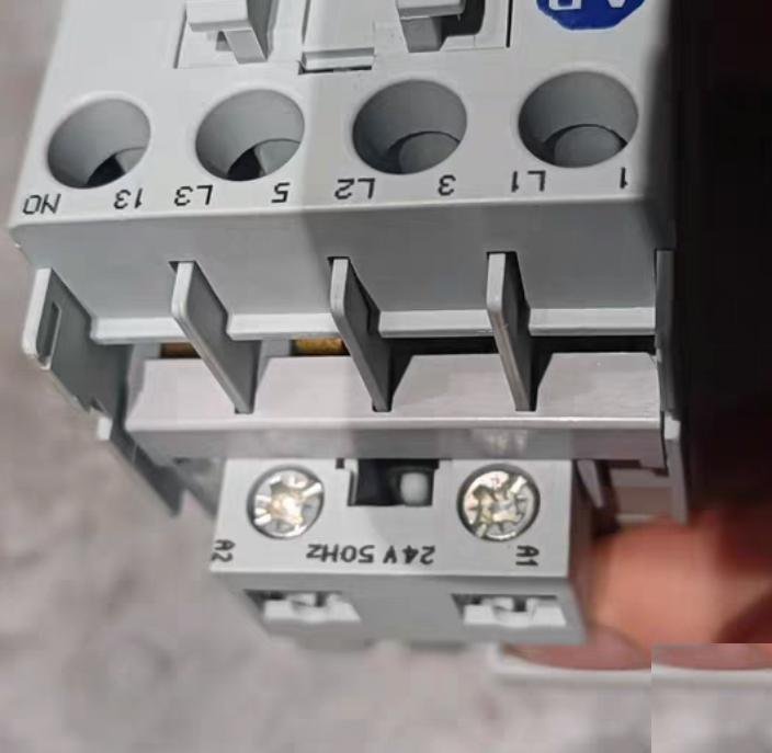 AB 100-C09K10 DC24V 220 9 G7-1